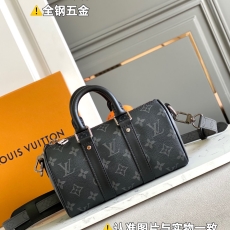 Louis Vuitton Speedy Bags